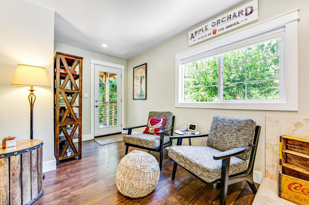 Orchard Near The River Escape Forestville Exterior foto